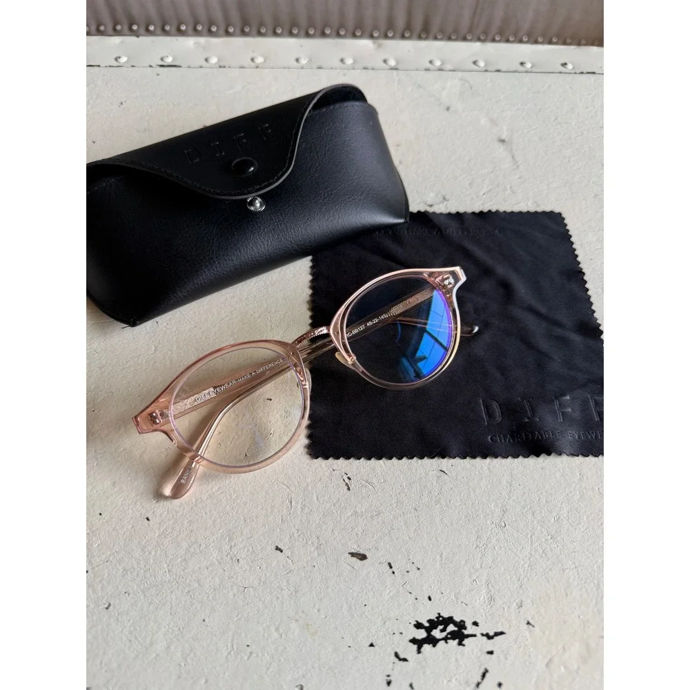 DIFF Eyewear Banks‎ Blue Light Glasses Pink Clear Women's One Size Excellent